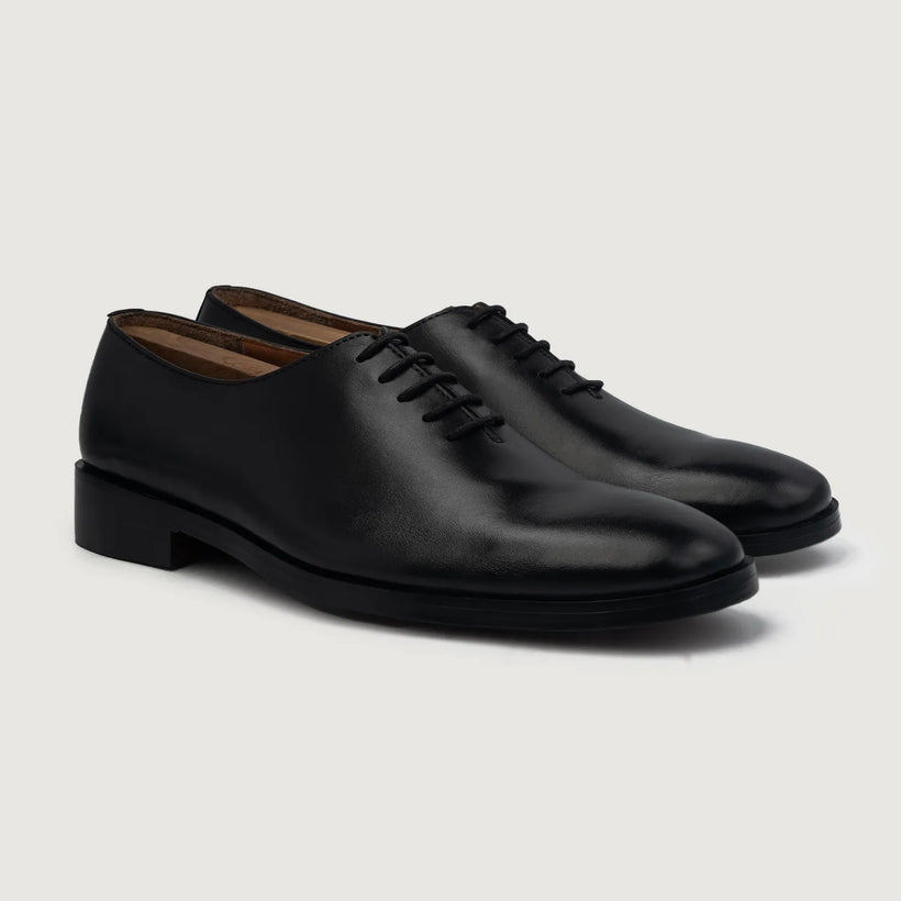Director Wholecut Schwarz Leather Shoes für Herren