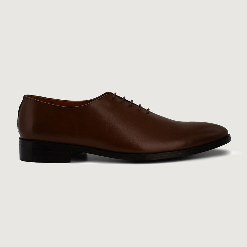 Director Wholecut Braun Leather Shoes für Herren