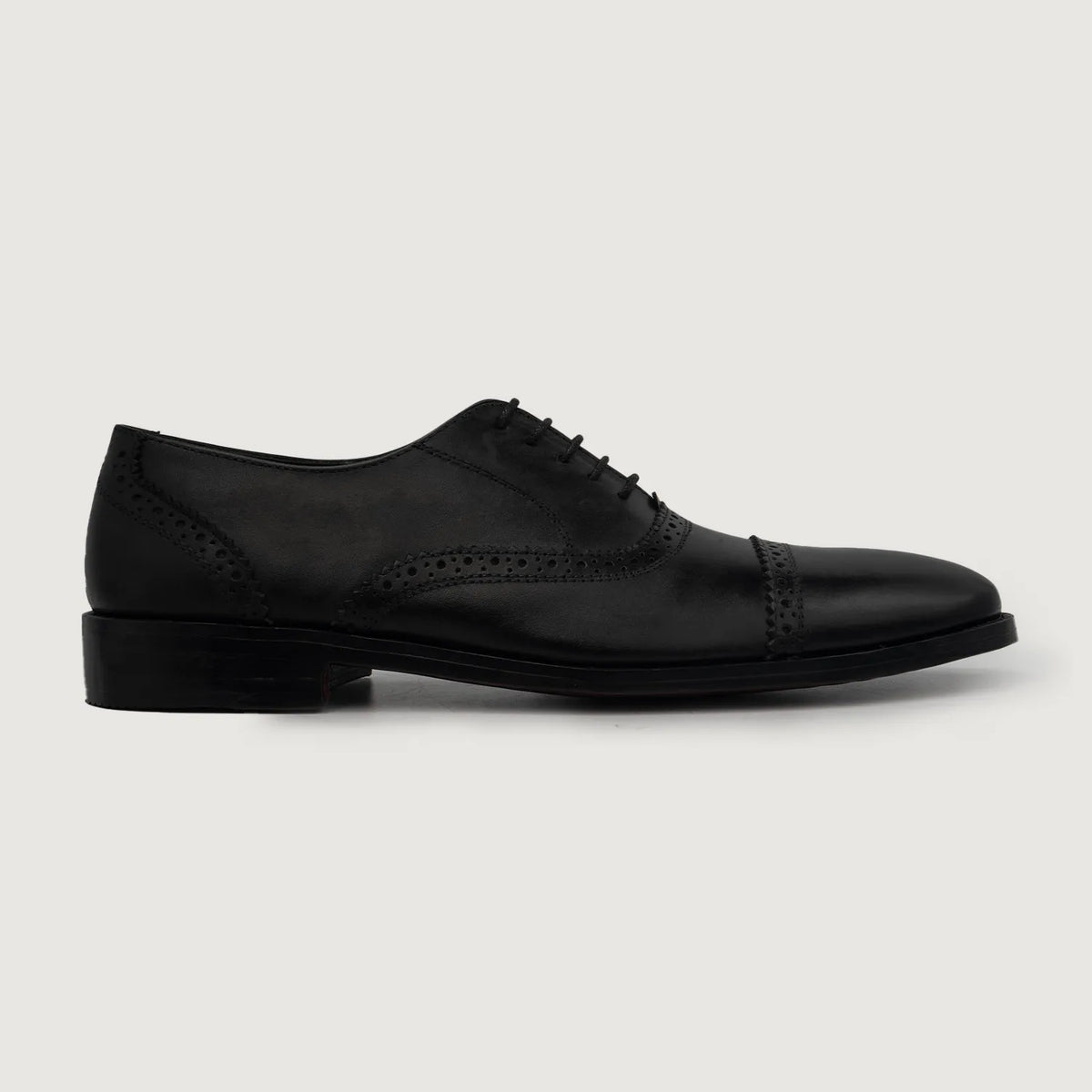 Black Full-Grain leather Shoes - Rahmengenähte Goodyear-Welt-Konstruktion & vordere Zehenkappe