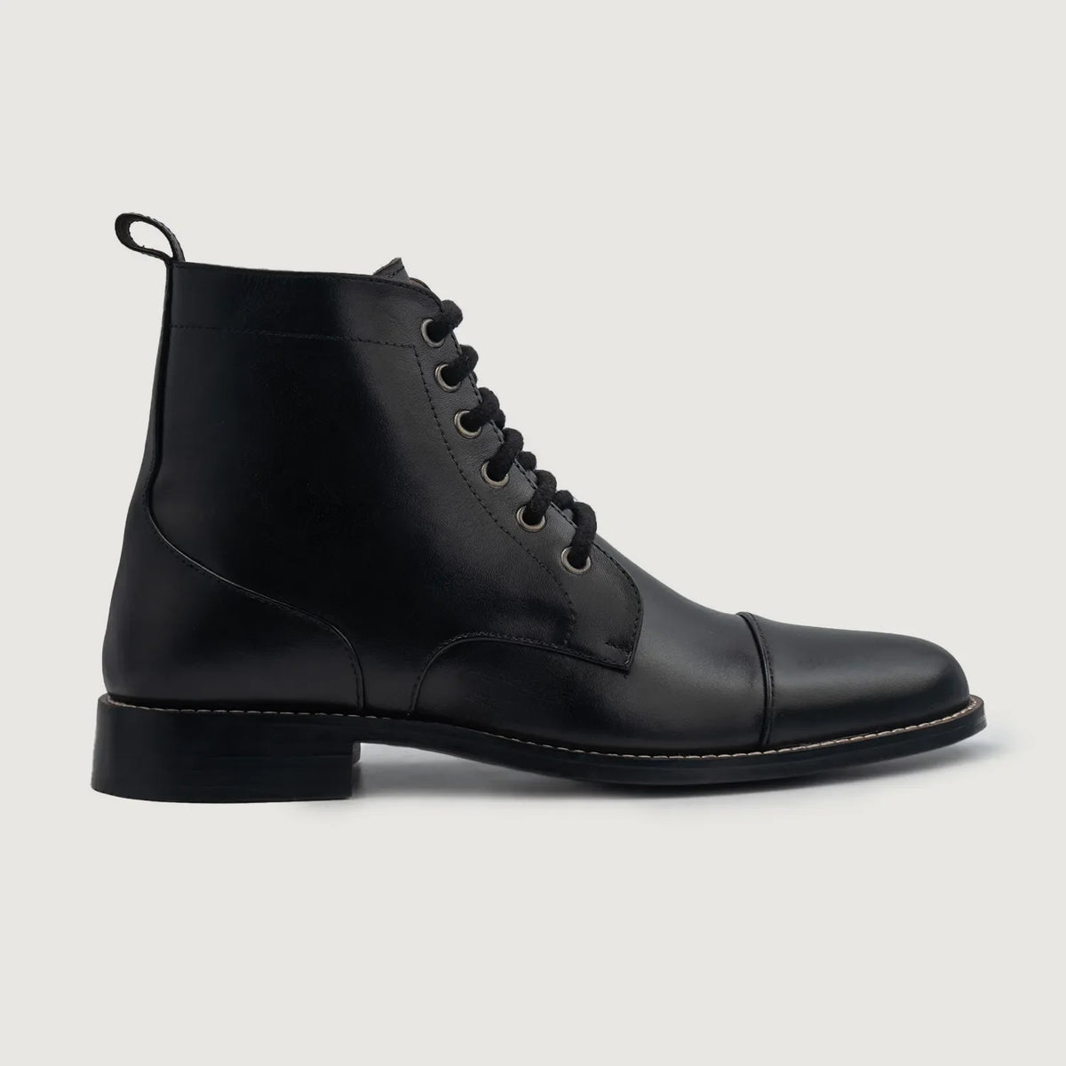 Black Full-Grain leather Boots - Rahmengenähte Goodyear-Welt-Konstruktion & vordere Zehenkappe