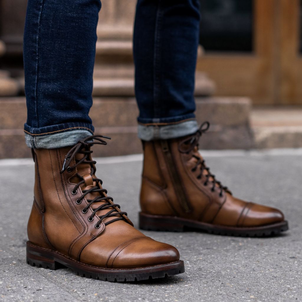 Tailored Rib Cuffs & Hem Craftsmanship Construction Detail on Casa Moto Bernstein-Weizen Lederstiefel für Herren