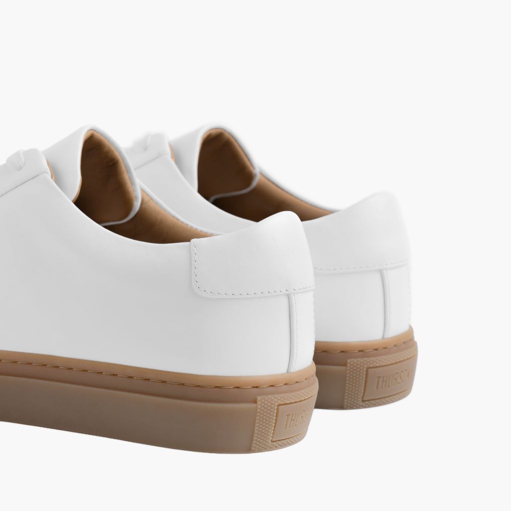 High-Traction Rubber Outsole & Lug Tread Pattern on Legacy Weiß Leder-Sneaker für Herren