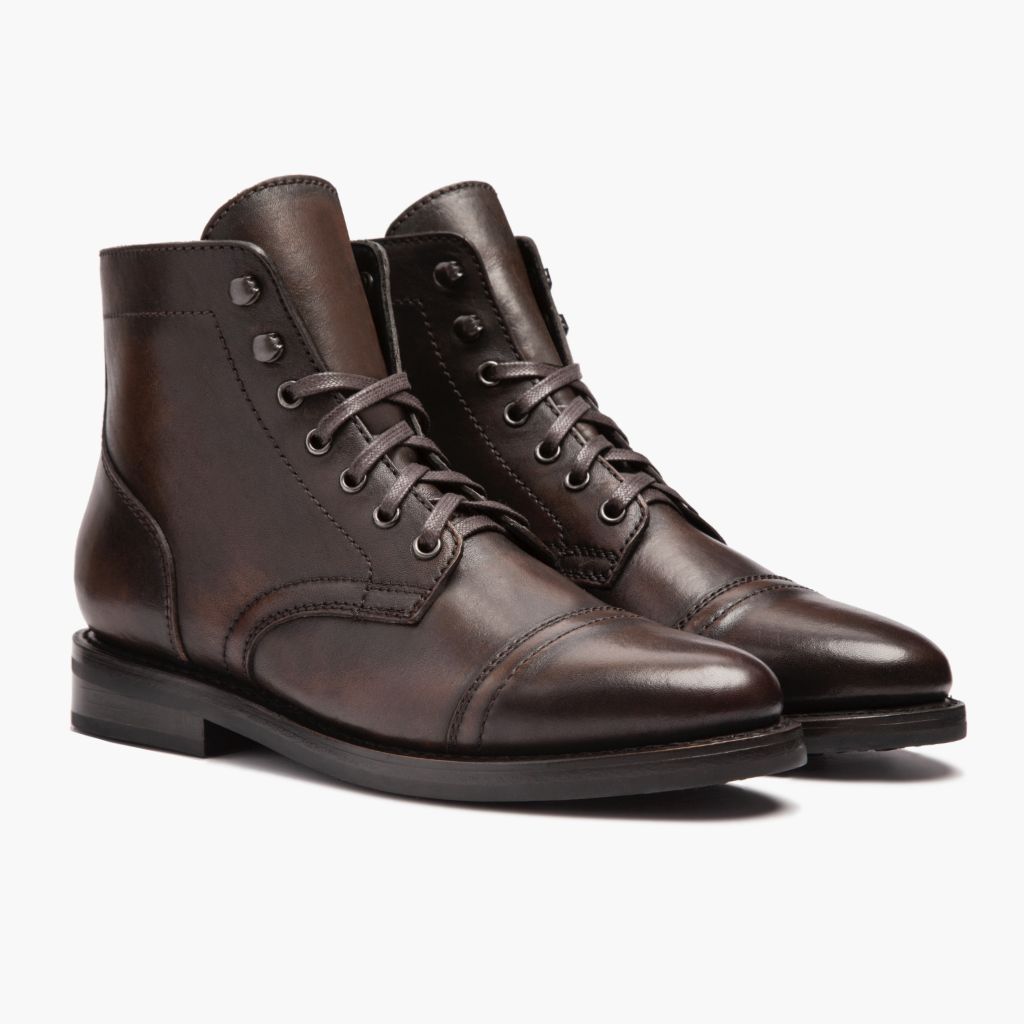 Black Full-Grain leather Boots - Rahmengenähte Goodyear-Welt-Konstruktion & vordere Zehenkappe