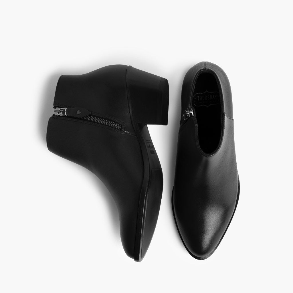 High-Traction Rubber Outsole & Lug Tread Pattern on Downtown Schwarz Lederstiefel für Damen
