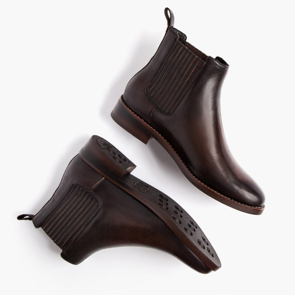 High-Traction Rubber Outsole & Lug Tread Pattern on Dreamer Kaffeeschwarz Lederstiefel für Damen