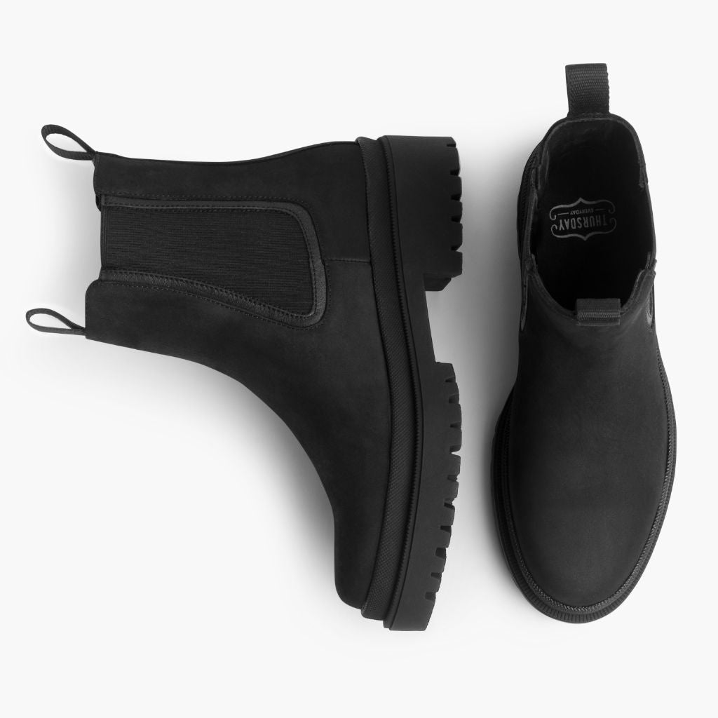 High-Traction Rubber Outsole & Lug Tread Pattern on Legend Platform Mattschwarz Lederstiefel für Damen