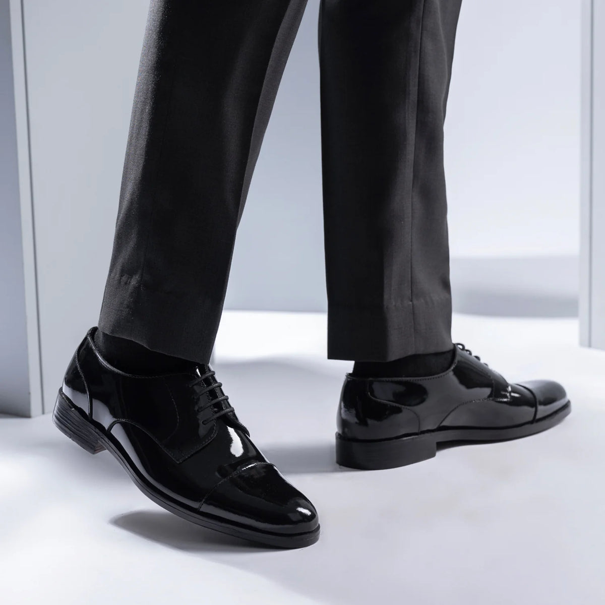 Orlaven Attorney Derby Schwarz Lacklederschuhe für Herren footwear image 9