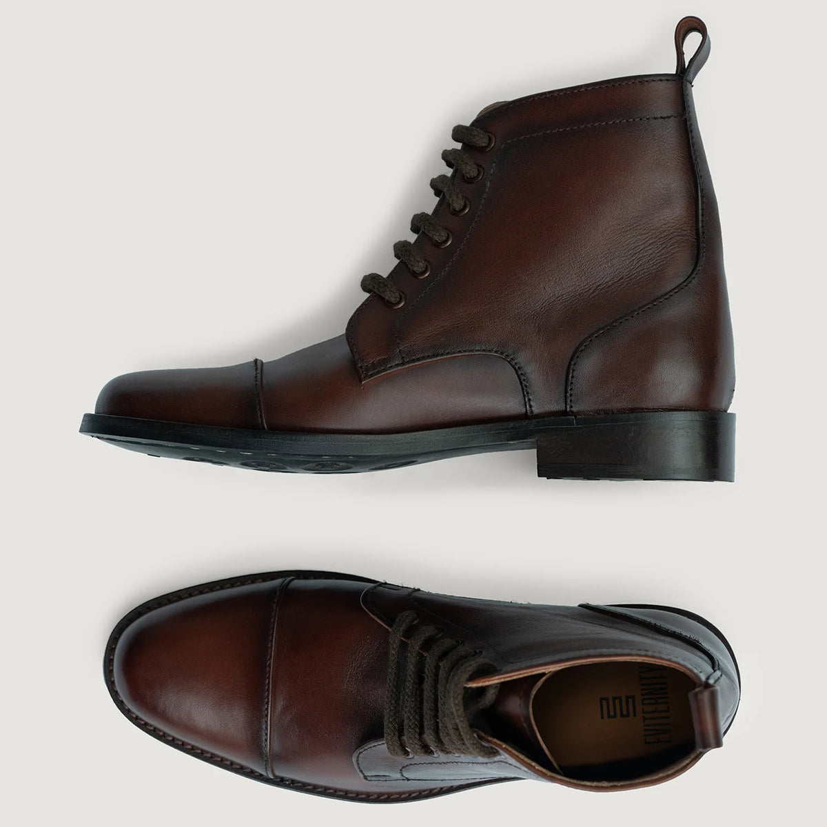 Burnished Brown Full-Grain leather Boots - Rahmengenähte Goodyear-Welt-Konstruktion & vordere Zehenkappe