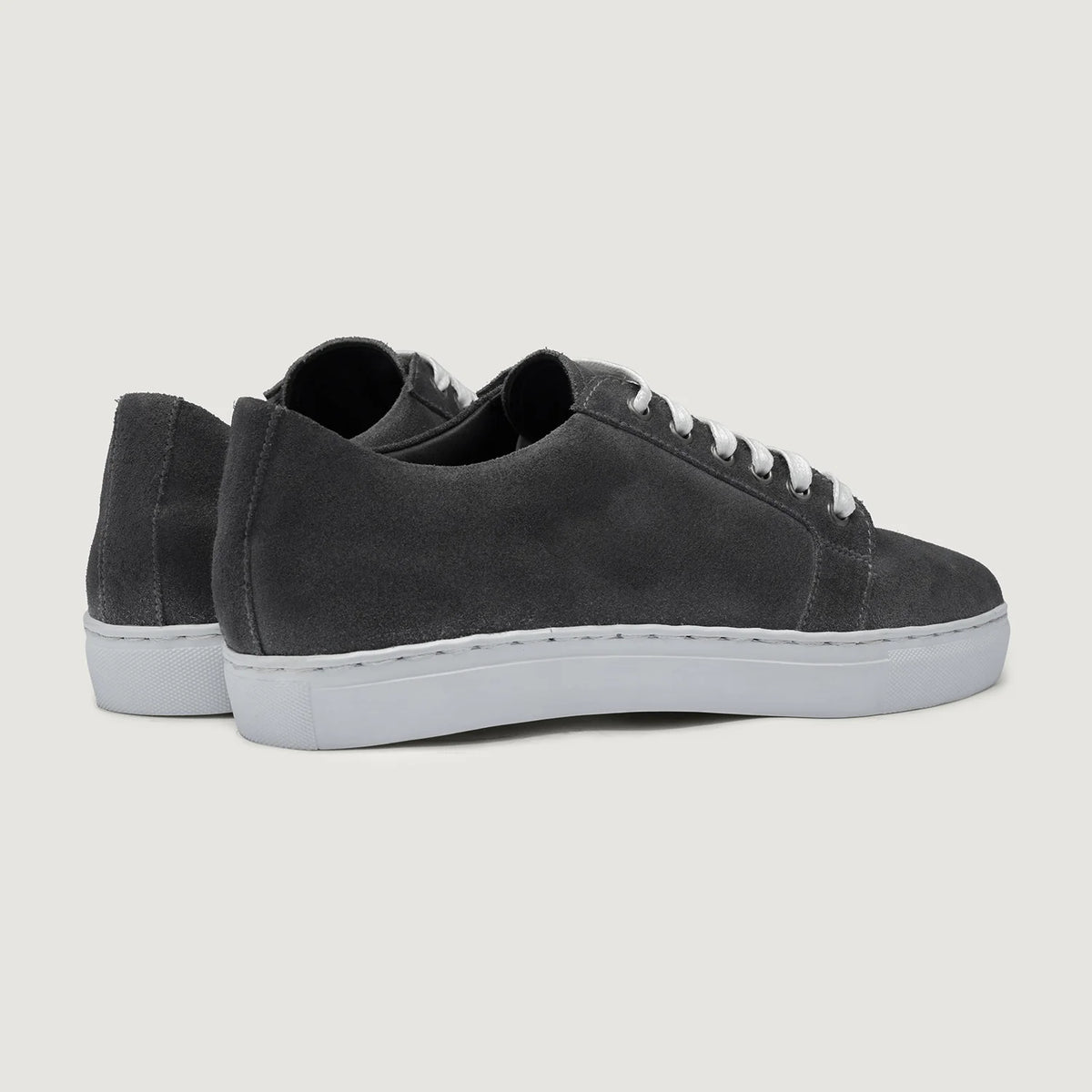 Grey Goatskin Suede Leather Sneakers - Rahmengenähte Goodyear-Welt-Konstruktion & vordere Zehenkappe