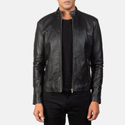 Men's Adornica Schwarz Leder-Bikerjacke für Herren in Black Sheepskin Leather - Vorderansicht &amp; maßgeschneiderte Silhouette | Online Kaufen