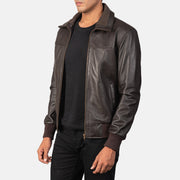 
Dark Brown Sheepskin Leather Bomber Jacket - Rückansicht mit passgenauen Schultern & sauberem Saum