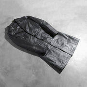 Open Hem &amp; Hem Craftsmanship Construction Detail on Women's Alexis Schwarz Single Breasted Ledermantel für Damen