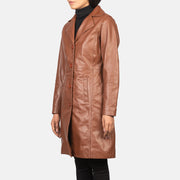 
Brown Cowhide leather Coat - Rückansicht mit passgenauen Schultern & sauberem Saum