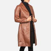 
Detailansicht of Notch & Buttons Hardware on Alexis Braun Single Breasted Ledermantel für Damen