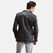 Detailansicht of Notch &amp; Button Hardware on Alyson Schwarz Lederblazer für Herren