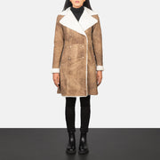 Women's Amie Distressed Brown Double Breasted Shearling Coat in Distressed Brown Sheepskin Snuffed - Vorderansicht &amp; maßgeschneiderte Silhouette | Online Kaufen