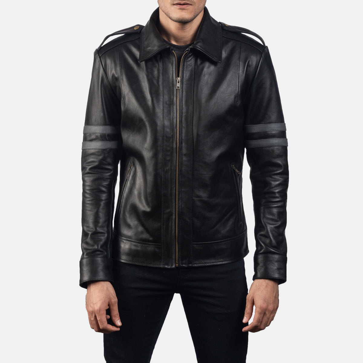 Armstrong Schwarz Leder-Bikerjacke für Herren in Black Cowhide Leather - Vorderansicht &amp; maßgeschneiderte Silhouette | Online Kaufen