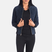 Women's Ava Ma-1 Blue Suede Bomber Jacket in Blue Sheepskin Suede - Vorderansicht &amp; maßgeschneiderte Silhouette | Online Kaufen