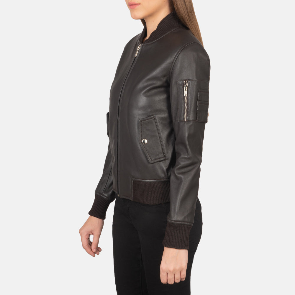 Brown Sheepskin Leather Bomber Jacket - Rückansicht mit passgenauen Schultern &amp; sauberem Saum