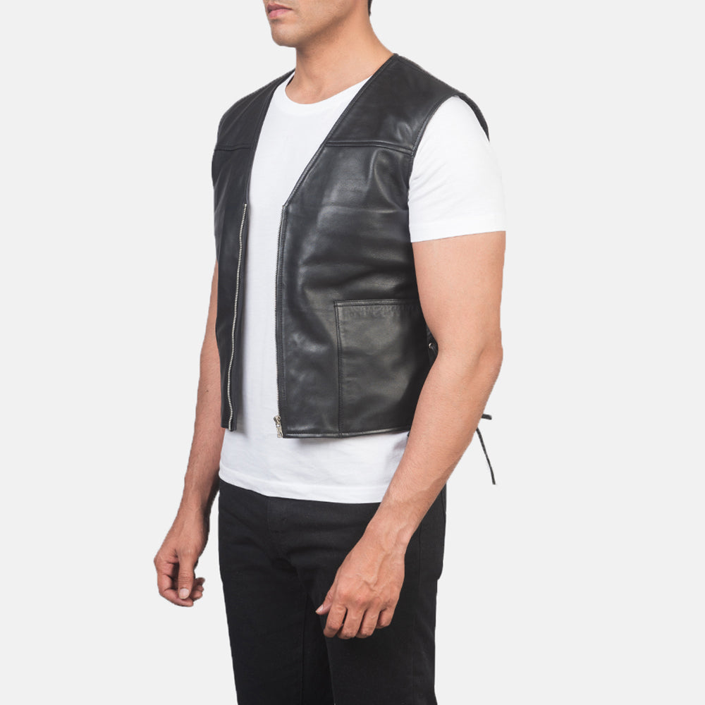 
Black Sheepskin leather Vest - Rückansicht mit passgenauen Schultern & sauberem Saum