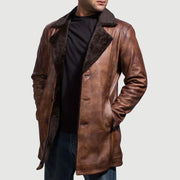 Distressed Brown Sheepskin Burnishing Winter Jacket - Rückansicht mit passgenauen Schultern &amp; sauberem Saum