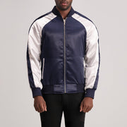 
Clarke Blau Varsity Lederjacke für Herren in Blue & White Satin - Vorderansicht & maßgeschneiderte Silhouette | Online Kaufen
