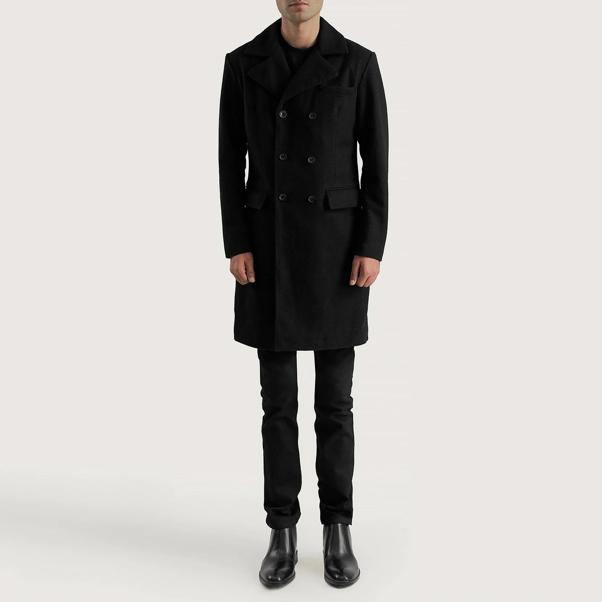 
Claud Black Wool Double Breasted Coat - Seitenansicht mit ergonomischem Ärmelschnitt & sportlicher Passform