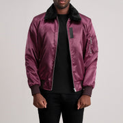 
Clyde B-15 Kastanienbraun Leder-Bomberjacke für Herren - Seitenansicht mit ergonomischem Ärmelschnitt & sportlicher Passform