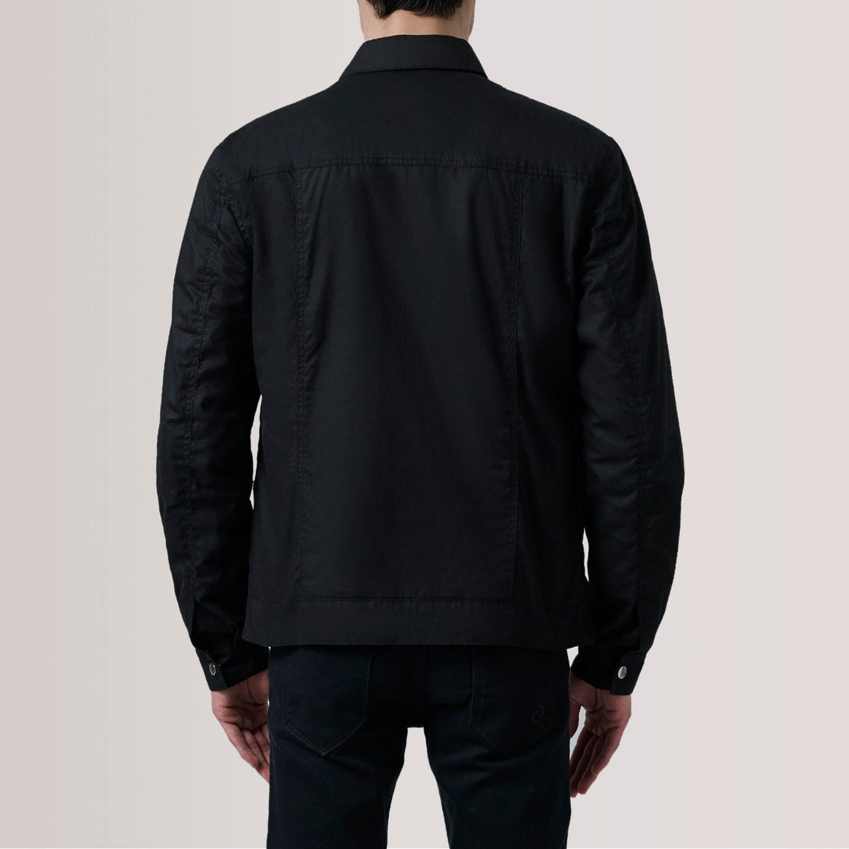 Detailansicht of Classic Collar &amp; Snap Button Hardware on Colberto Schwarz Waxed Canvas Trucker Lederjacke für Herren For Men