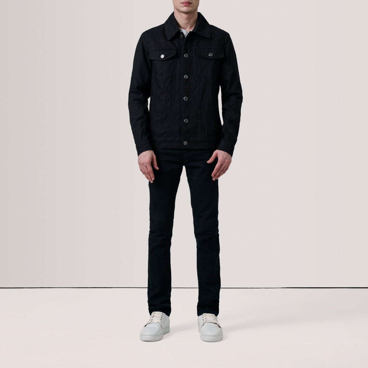 Black Full-Grain leather Jacket - Rückansicht mit passgenauen Schultern &amp; sauberem Saum