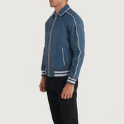 Blue Sheepskin Leather Varsity Jacket - Rückansicht mit passgenauen Schultern &amp; sauberem Saum