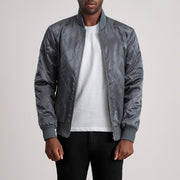 Danson Gesteppt Grau Varsity Lederjacke für Herren - Seitenansicht mit ergonomischem Ärmelschnitt