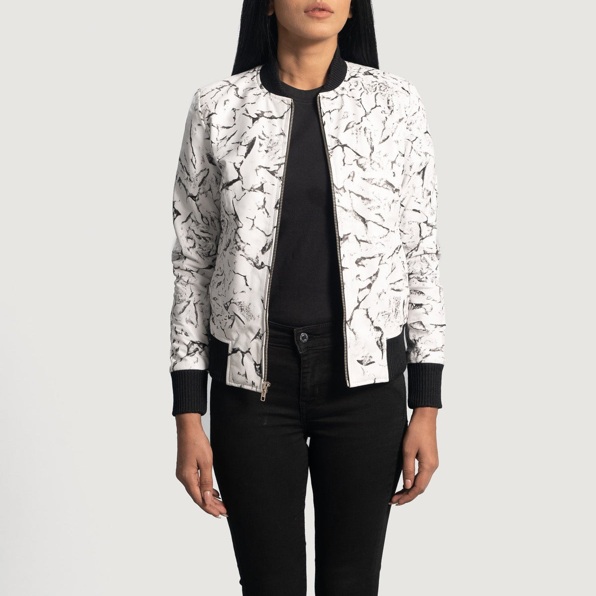 Women's Donna Blake Weiß Leder-Bomberjacke für Damen - Seitenansicht mit ergonomischem Ärmelschnitt