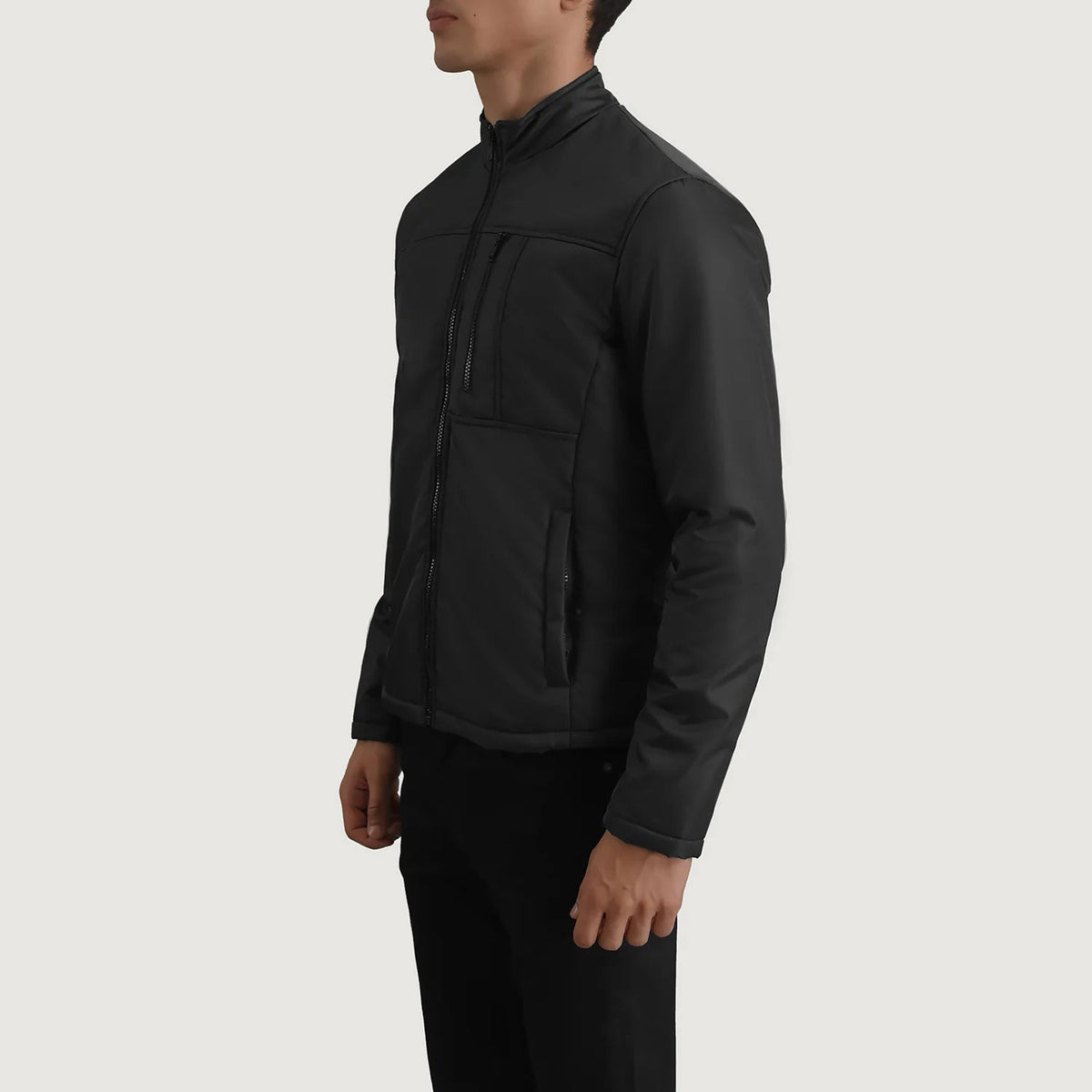 Black Full-Grain Leather Winter Jacket - Rückansicht mit passgenauen Schultern &amp; sauberem Saum