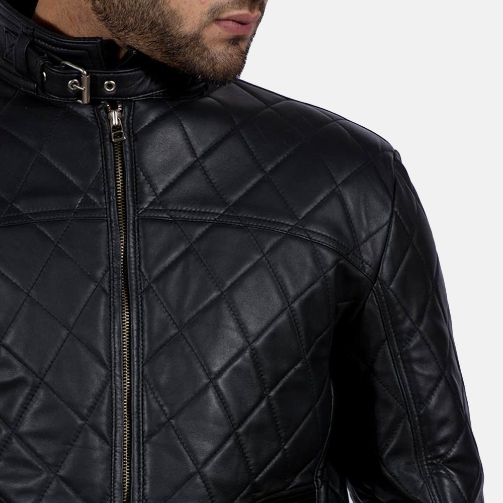 Equilibrium Schwarz Lederjacke für Herren - Seitenansicht mit ergonomischem Ärmelschnitt