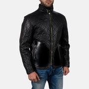 Detailansicht of High neck with Belt &amp; Zipper Hardware on Equilibrium Schwarz Lederjacke für Herren