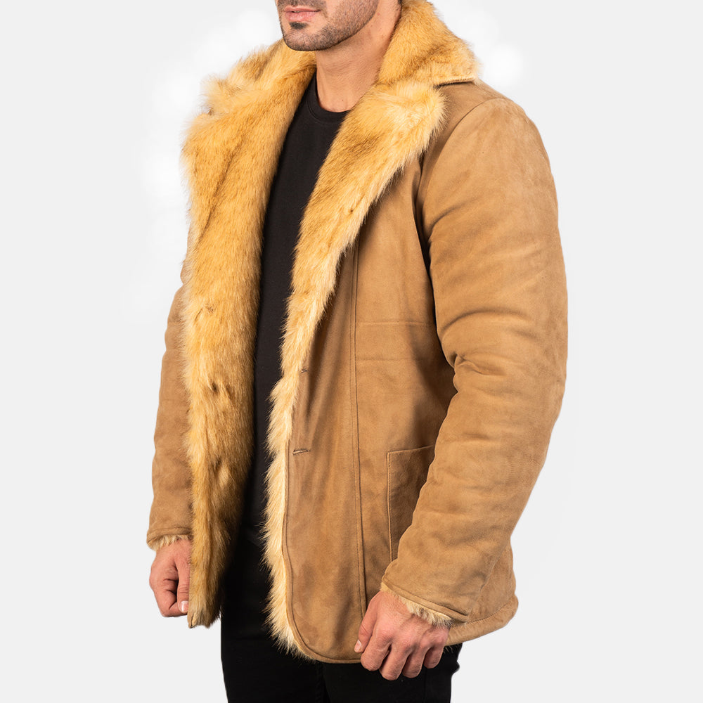 Detailansicht of Notch &amp; Button Hardware on Men's Furlong Beige Leather Coat