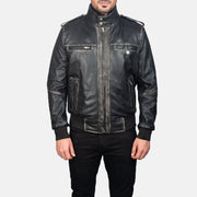 Glen Street Schwarz Leder-Bomberjacke für Herren in Black Cowhide Leather - Vorderansicht &amp; maßgeschneiderte Silhouette | Online Kaufen