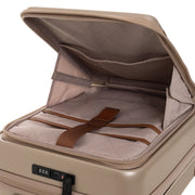 
Innenansicht Showing Quilted Viscose Lining & Zwei funktionale Innentaschen