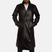 
Hooligan Schwarz Leder-Trenchcoat für Herren in Black Cowhide Leather - Vorderansicht & maßgeschneiderte Silhouette | Online Kaufen