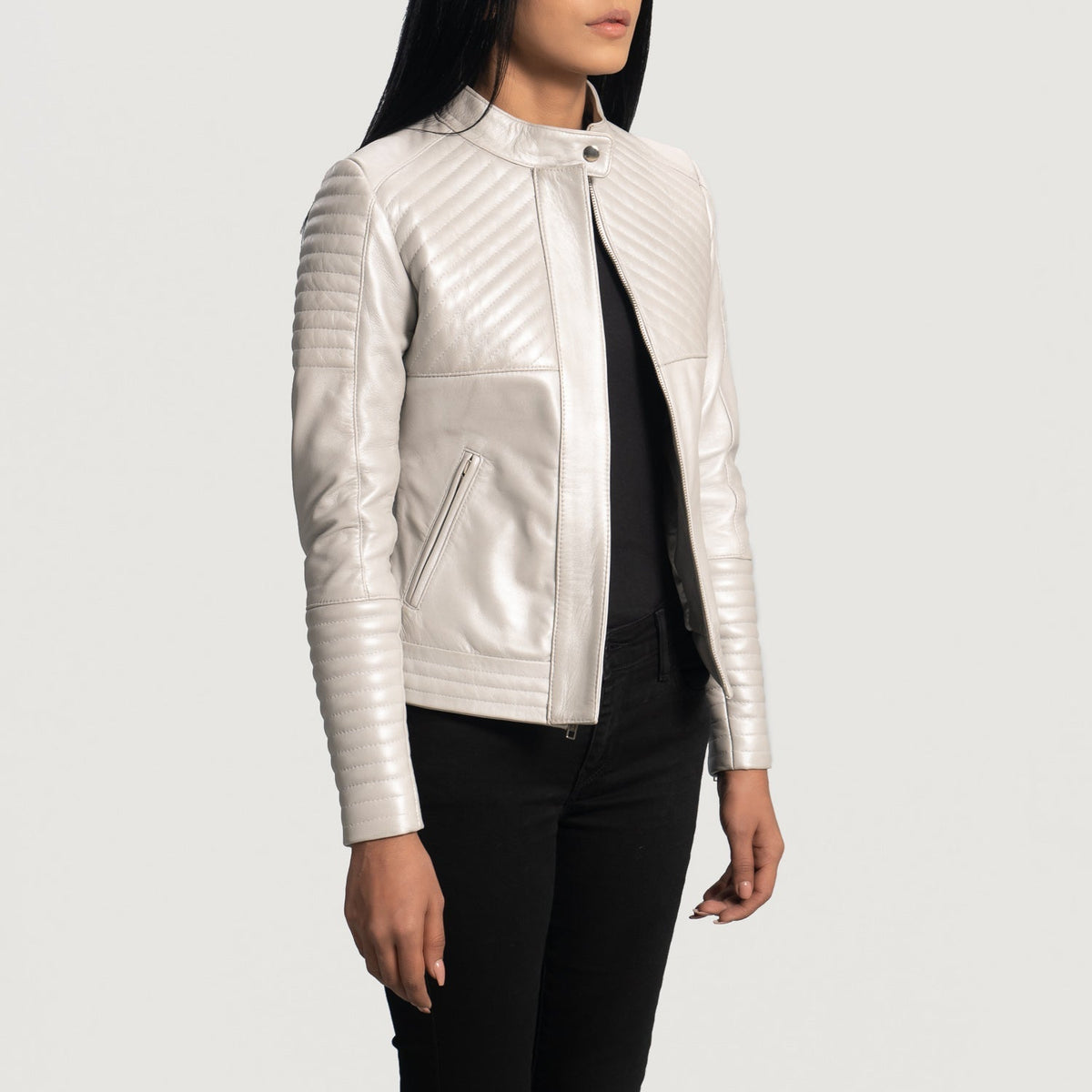 Adalyn Gesteppt Vintage-Braun Leder-Bikerjacke für Damen - Rückansicht mit passgenauen Schultern & sauberem Saum