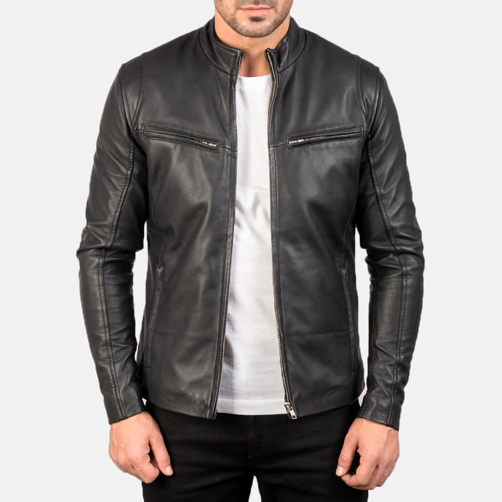 Men's Ionic Black Leather Jacket in Black Sheepskin Leather - Vorderansicht &amp; maßgeschneiderte Silhouette | Online Kaufen