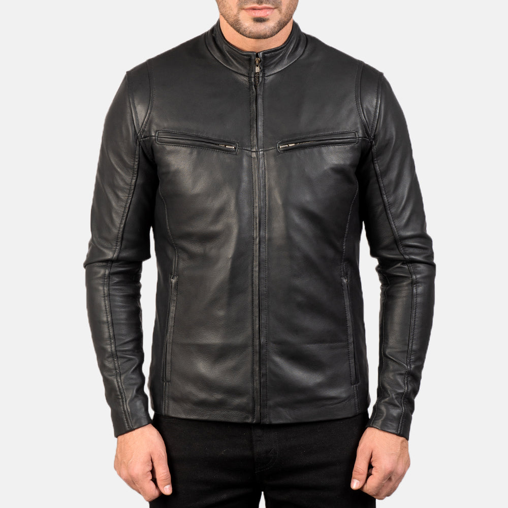 Detailansicht of Band &amp; Zipper Hardware on Men's Ionic Black Leather Jacket