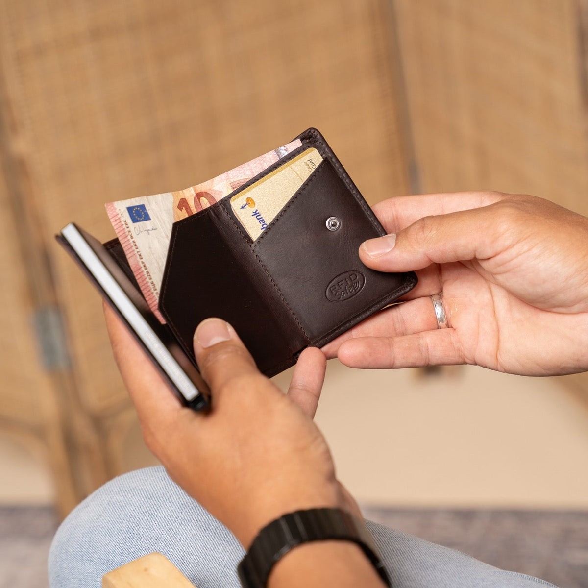 Palma Full-Grain Leather Card Holder für Damen – Zusätzliche Produktansicht 3