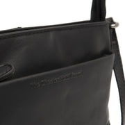 Solid Antique Brass Hardware &amp; Heavy-Duty Dual Zipper Detail on Salerno Full-Grain Leather Crossbody Bag für Damen