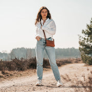 Salerno Full-Grain Leather Crossbody Bag für Damen – Zusätzliche Produktansicht 3