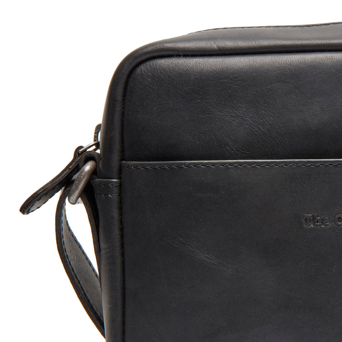 Westmere Full-Grain Leather Crossbody Bag für Damen - Structured Side Profile Showing Gusset Depth &amp; Expansion Capacity