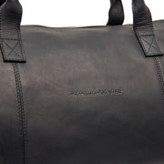 
Detailansicht of Classic Collar & Heavy-Duty Zipper Hardware on Leather Garment Bag Finlay