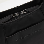 Classic 100% Full-Grain leather Goods - Rückansicht mit passgenauen Schultern &amp; sauberem Saum