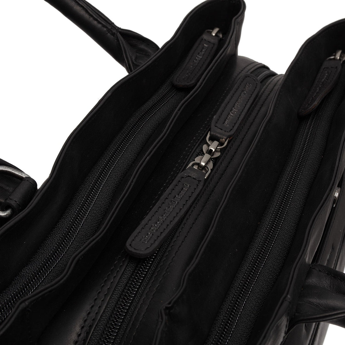 Passau Full-Grain Leather Handbag für Damen - Seitenansicht mit ergonomischem Ärmelschnitt